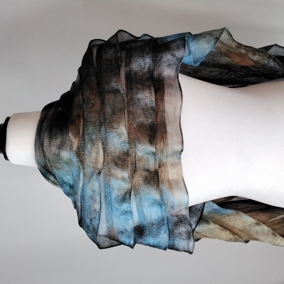 Ladies multi-coloured infinity scarf - Picture 6 of 7